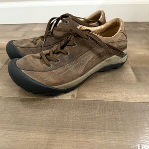 Keen Toyah Hiking Shoe Women 8 Brown Leather Lace Up Hiking Trail Accent Stitch